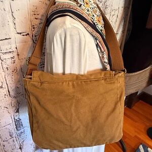 Gootium Messenger Bag Khaki Brown.